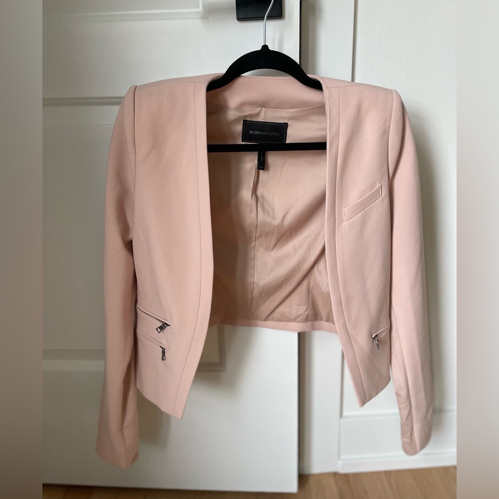 BCBGMAXAZRIA Blush Blazer